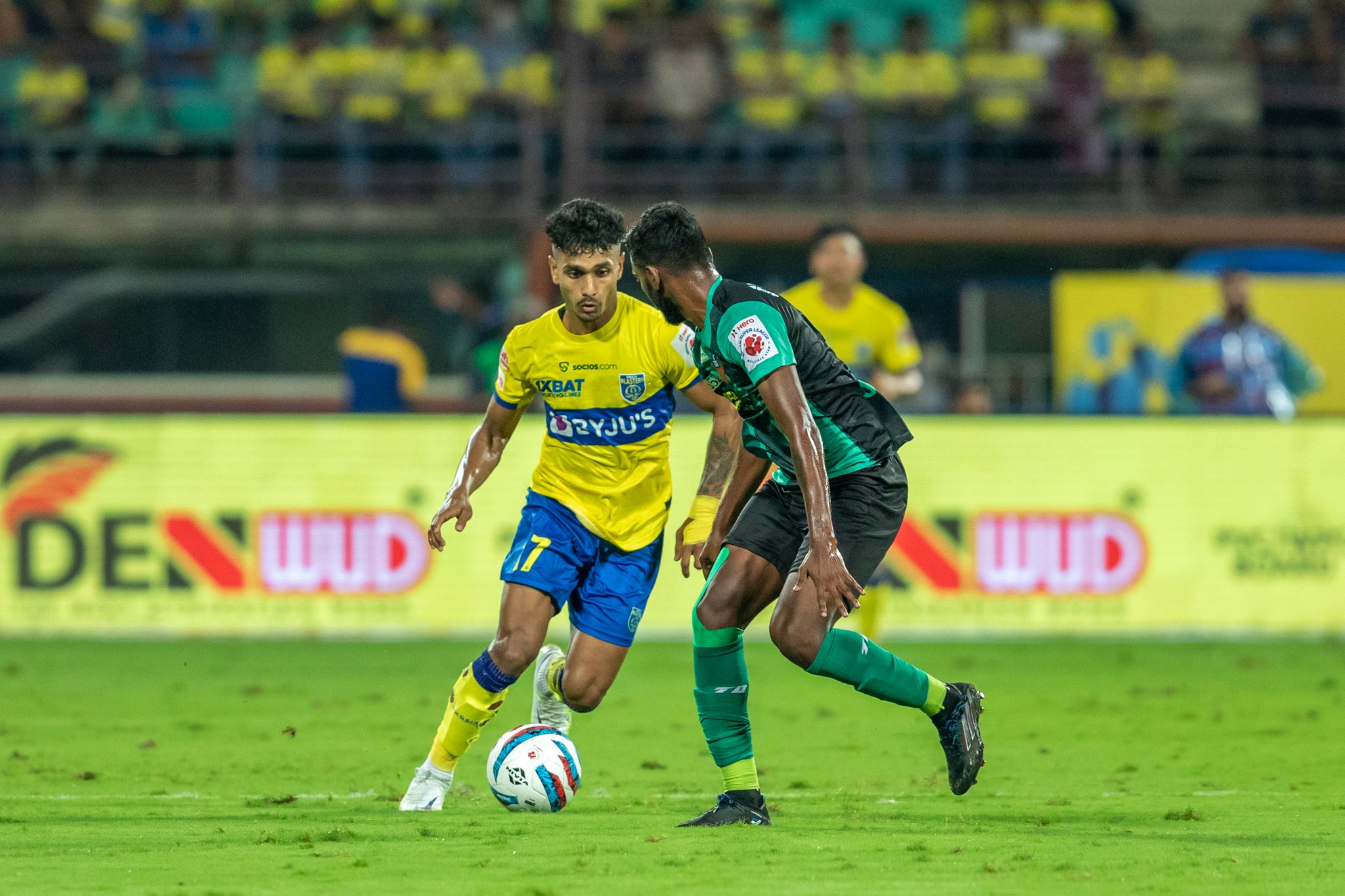 Kerala Blasters scrap 10-game winless streak against FC Goa at Kochi, secure 3-1 victory